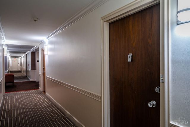 2324 Madison Road, Cincinnati, OH 45208