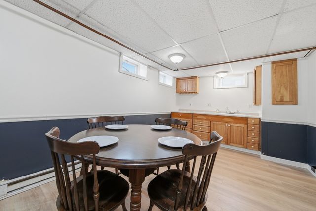 3 Carlton St, Peabody, MA 01960