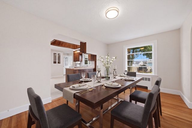 3 Carlton St, Peabody, MA 01960
