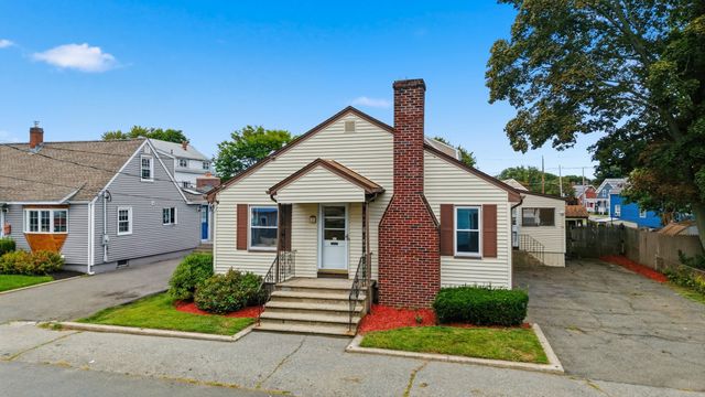 3 Carlton St, Peabody, MA 01960