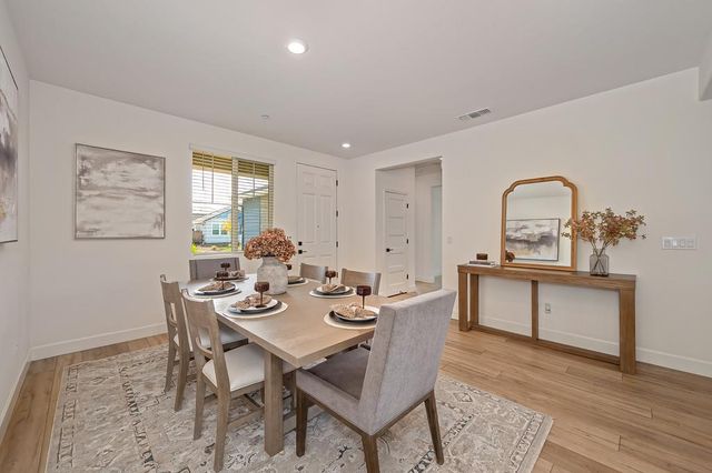 5030 Wolfberry Way, Roseville, CA 95747