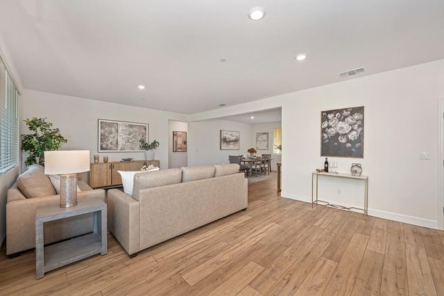 5030 Wolfberry Way, Roseville, CA 95747