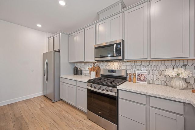 5030 Wolfberry Way, Roseville, CA 95747