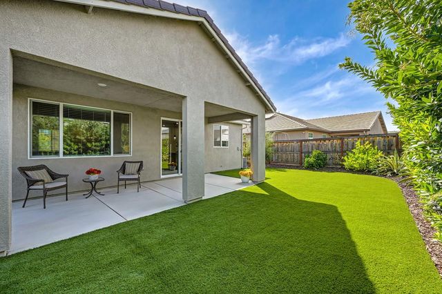 5030 Wolfberry Way, Roseville, CA 95747
