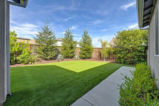 5030 Wolfberry Way, Roseville, CA 95747