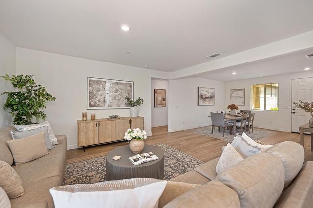 5030 Wolfberry Way, Roseville, CA 95747