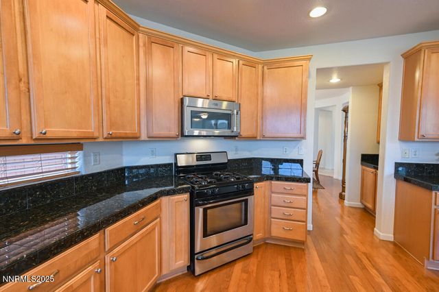 812 Ballybunion Drive, Dayton, NV 89403