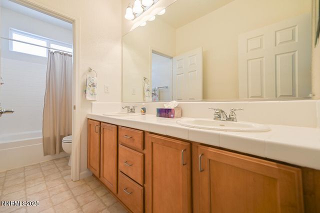 812 Ballybunion Drive, Dayton, NV 89403