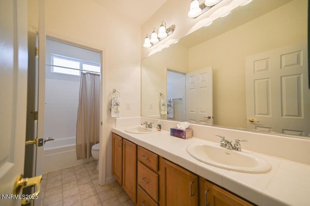 812 Ballybunion Drive, Dayton, NV 89403