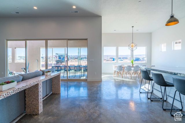 5089 W 3175 S, Hurricane, UT 84737