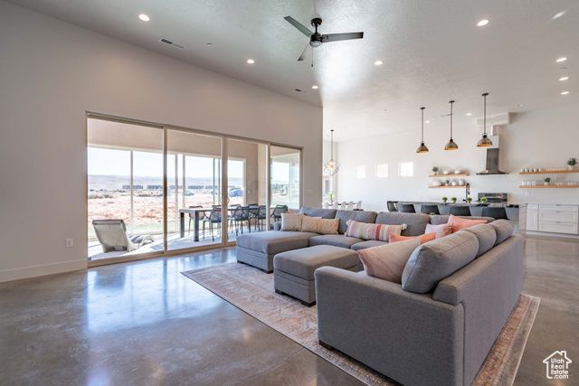 5089 W 3175 S, Hurricane, UT 84737