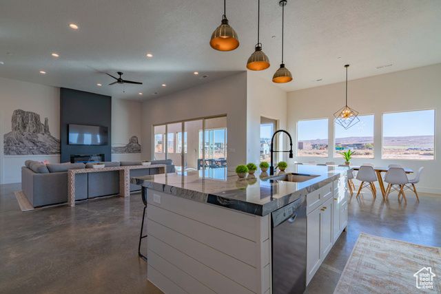 5089 W 3175 S, Hurricane, UT 84737