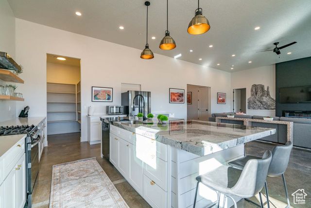 5089 W 3175 S, Hurricane, UT 84737