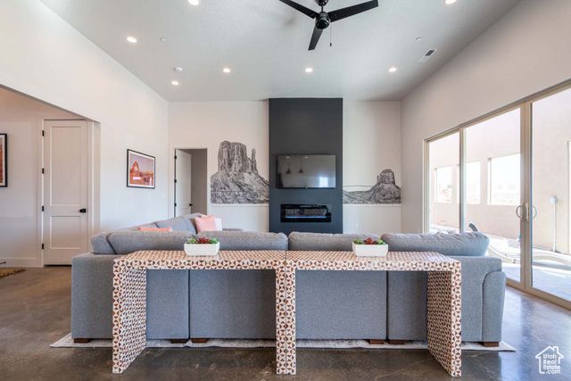 5089 W 3175 S, Hurricane, UT 84737