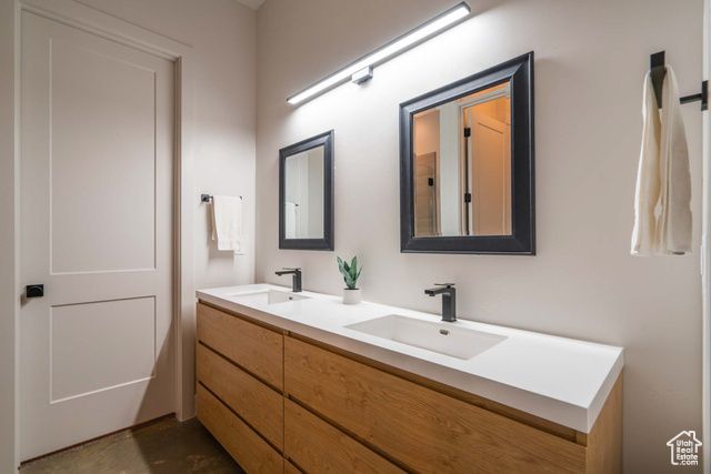 5089 W 3175 S, Hurricane, UT 84737