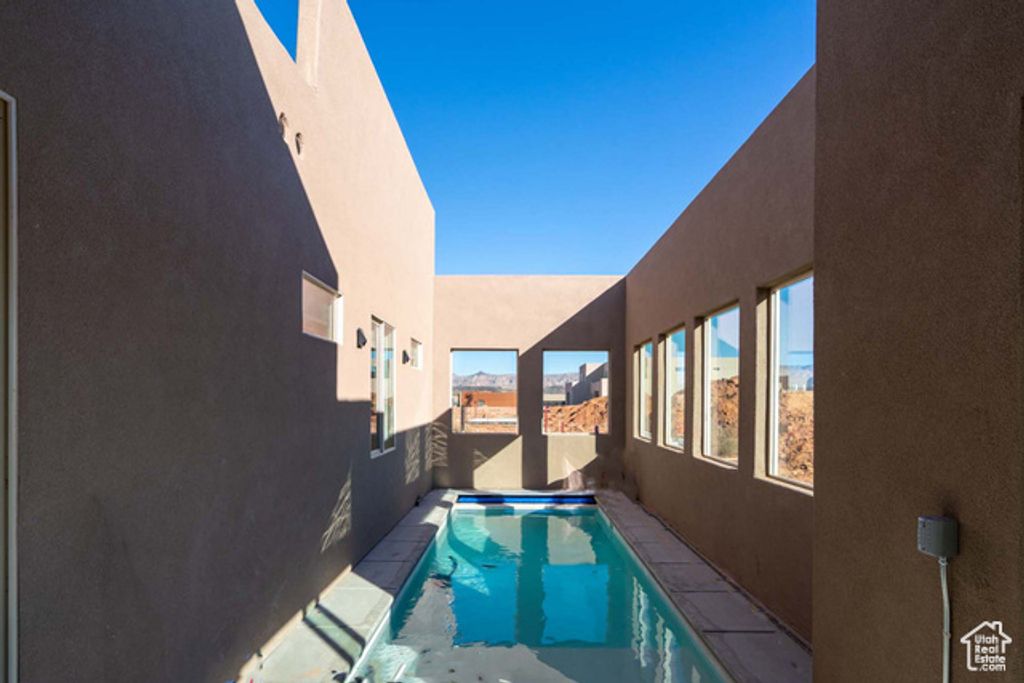 5089 W 3175 S, Hurricane, UT 84737