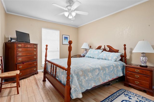 1965 Chandler Pl, Ingleside, TX 78362