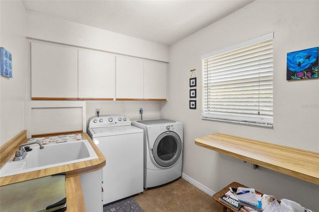 1932 PEBBLE BEACH COURT, Venice, FL 34293