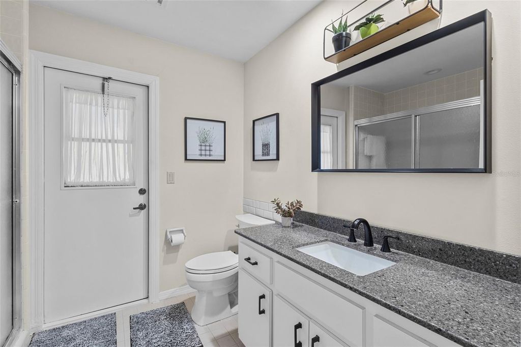 Image 18 of property listing at 1932 PEBBLE BEACH COURT, Venice, FL 34293