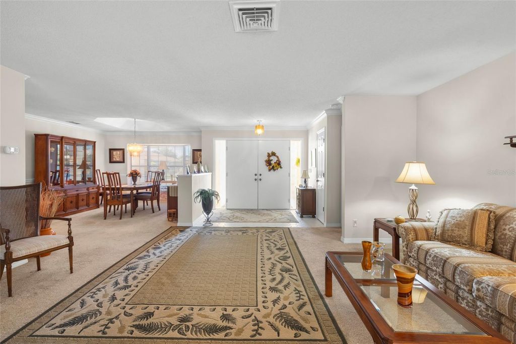 Image 4 of property listing at 1932 PEBBLE BEACH COURT, Venice, FL 34293