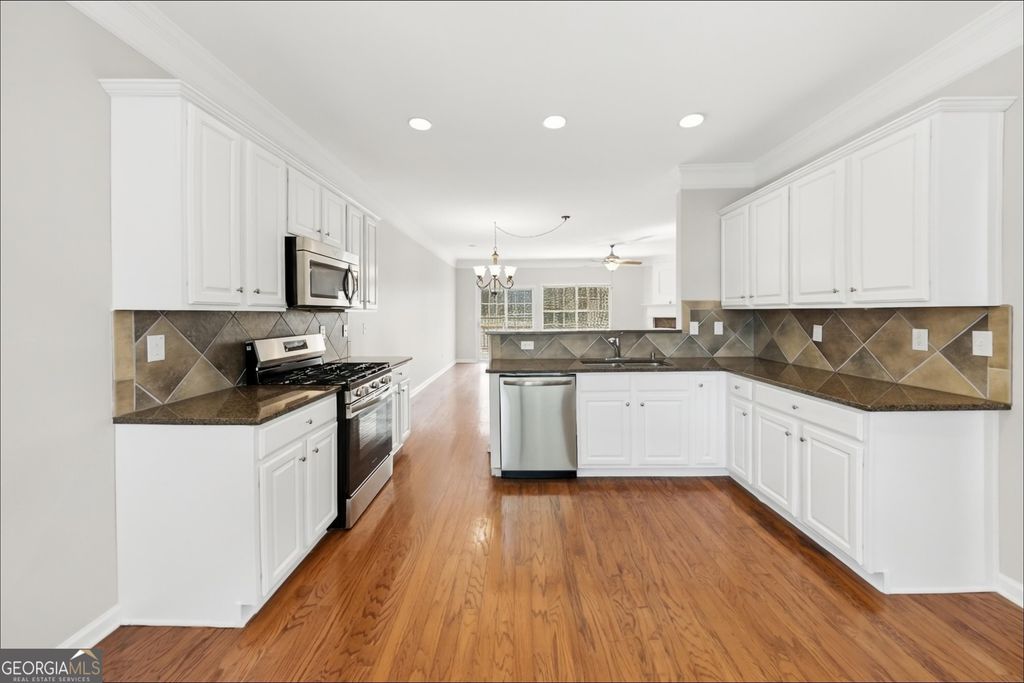 7832 Kiverton Place, Atlanta, GA 30350 — photo 4