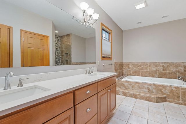 2776 W Hogan Avenue, La Porte, IN 46350