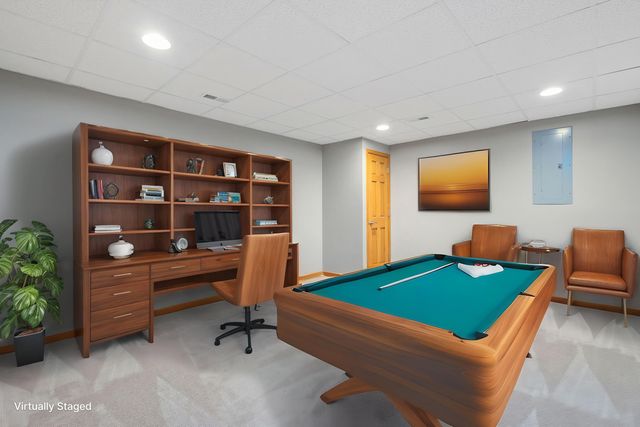 2776 W Hogan Avenue, La Porte, IN 46350