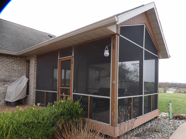 2776 W Hogan Avenue, La Porte, IN 46350