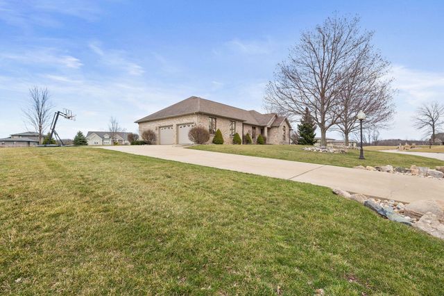 2776 W Hogan Avenue, La Porte, IN 46350