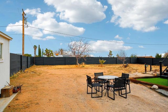 57816 Saratoga Avenue, Yucca Valley, CA 92284