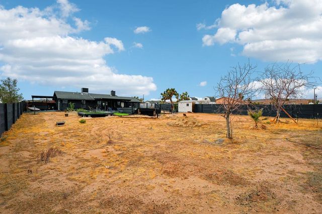 57816 Saratoga Avenue, Yucca Valley, CA 92284