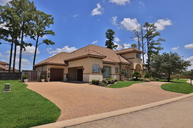 58 Shadow Creek Ridge Drive, Spring, TX 77389
