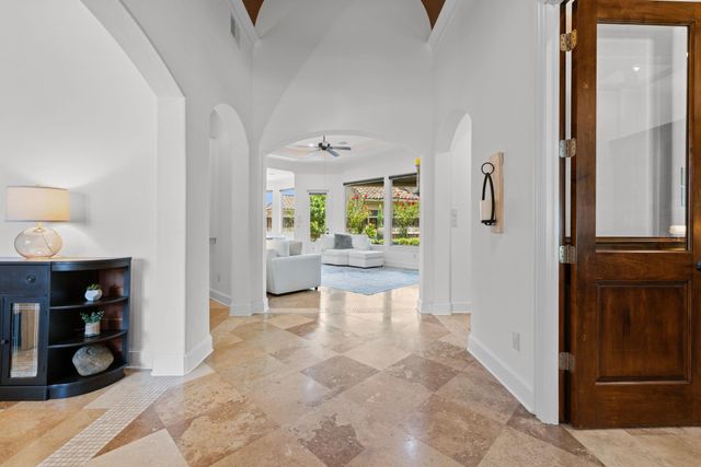 58 Shadow Creek Ridge Drive, Spring, TX 77389