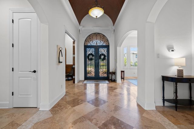 58 Shadow Creek Ridge Drive, Spring, TX 77389