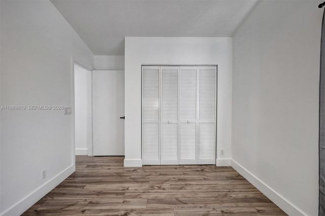 104 Wedgewood Lakes S, Greenacres, FL 33463