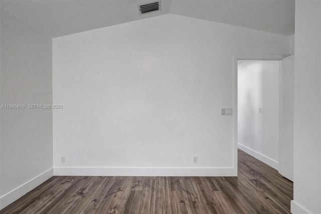 104 Wedgewood Lakes S, Greenacres, FL 33463