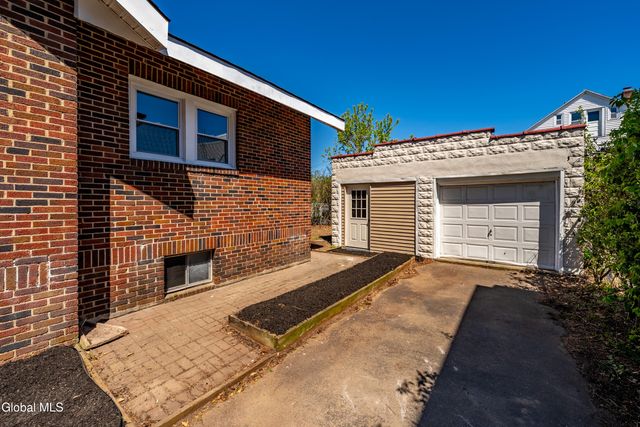 39 Taft Avenue, Albany, NY 12203