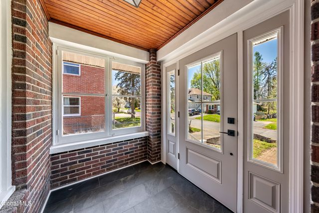 39 Taft Avenue, Albany, NY 12203