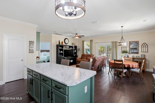 120 Schoolview Drive, Rocky Point, NC 28457