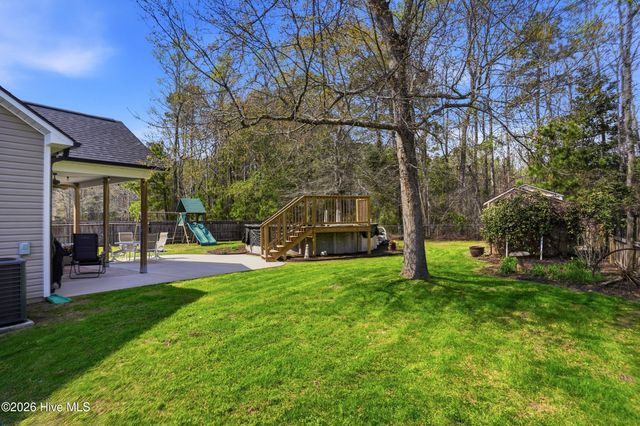 120 Schoolview Drive, Rocky Point, NC 28457