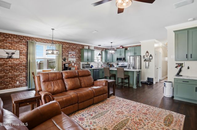 120 Schoolview Drive, Rocky Point, NC 28457