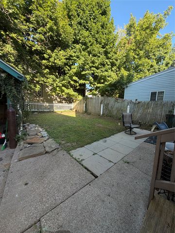 2423 CRANBERRY Street, Erie, PA 16502