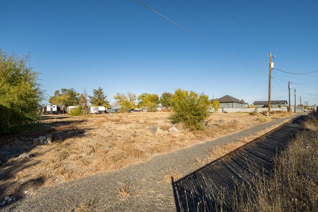 334 SE Warsaw Street, Redmond, OR 97756