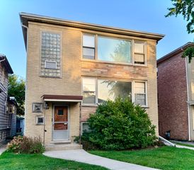 2631 N 74th Avenue 1, Elmwood Park, IL 60707