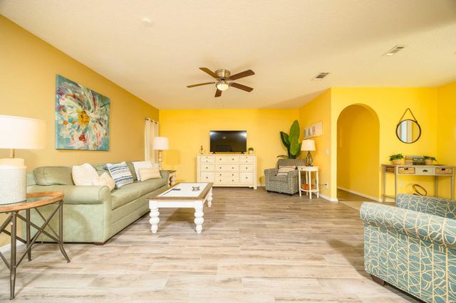 566 W Tropic Way, St Augustine, FL 32080