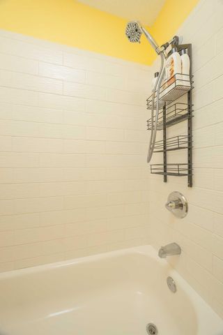 566 W Tropic Way, St Augustine, FL 32080