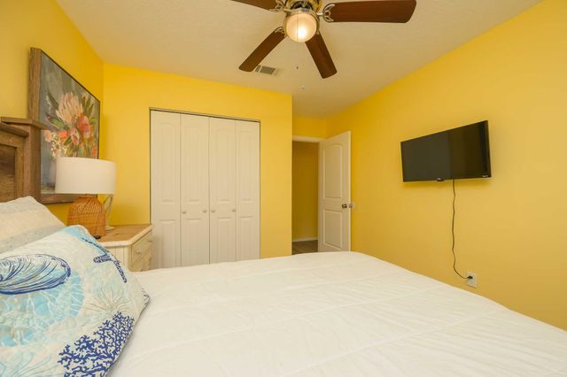 566 W Tropic Way, St Augustine, FL 32080