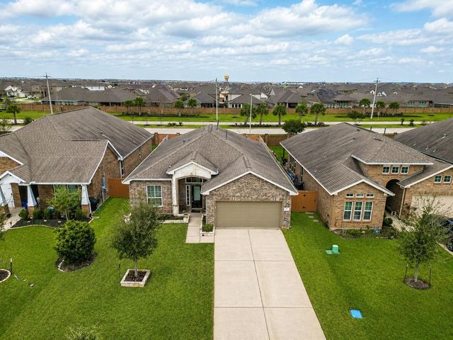 2507 Galley Ridge Drive, Texas City, TX 77568