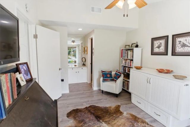19203 Avenue Of The Oaks, C, Newhall, CA 91321