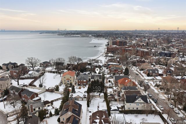 3343 Agar Place, Bronx, NY 10465